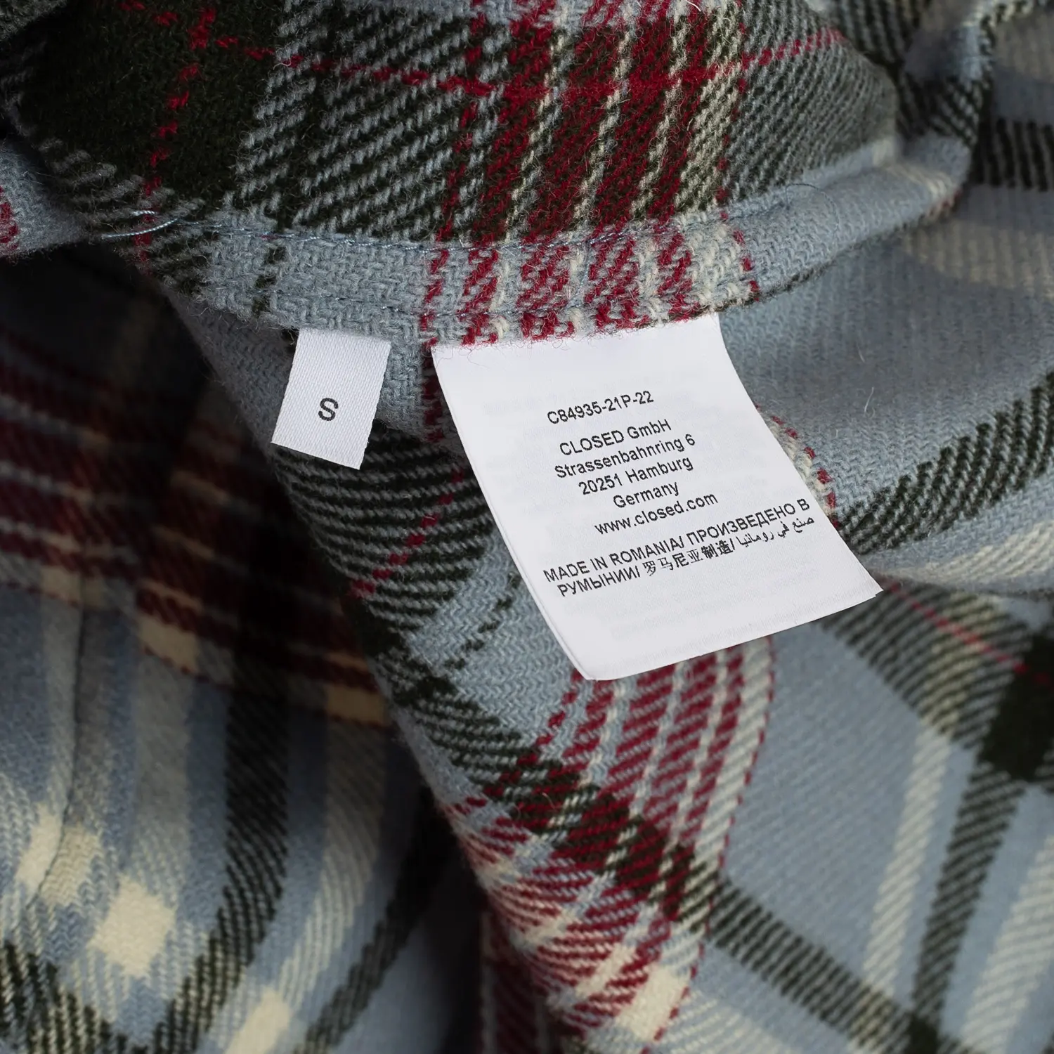 06642916-9346-56e0-a991-d84c629fc2d0.jpg.webp Men's size S blue multi-color checked wool full-zip shirt with pockets - Image 1