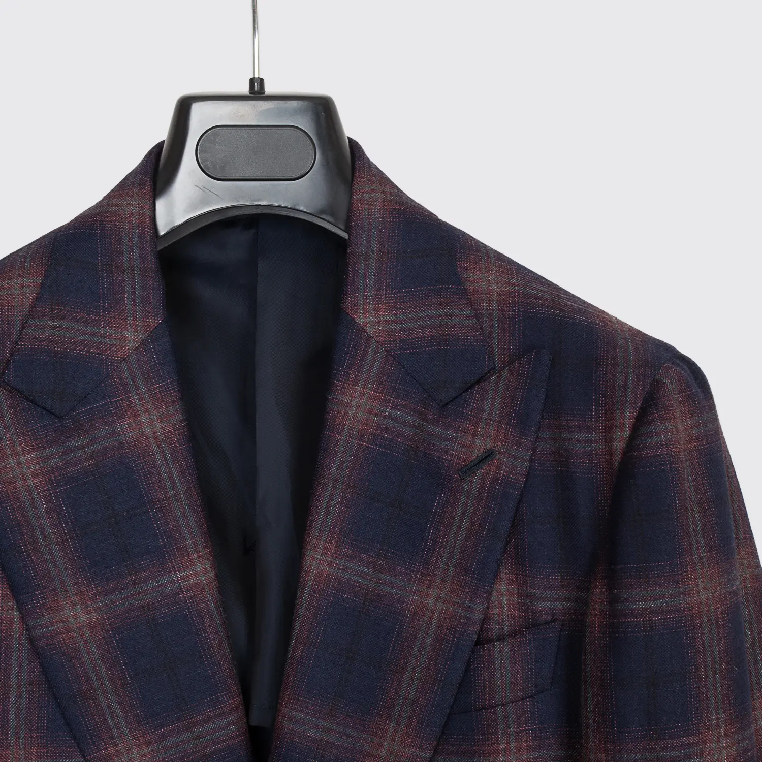 39a162cf-52f5-59df-833b-3011604f90f9.jpg.webp Isaia Napoli Sport Coat EU48 Navy Red Check Wool Cashmere Blend Made in Italy - Image 1