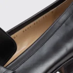 Salvatore Ferragamo Shoes Size 12 Black Calf Leather Mango Kilt Tassel Loafers - Image 3