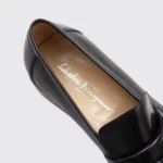 Salvatore Ferragamo Shoes Size 12 Black Calf Leather Mango Kilt Tassel Loafers - Image 6