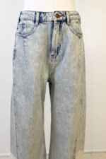 Contrast Barrel Jeans by For Good - Image 4
